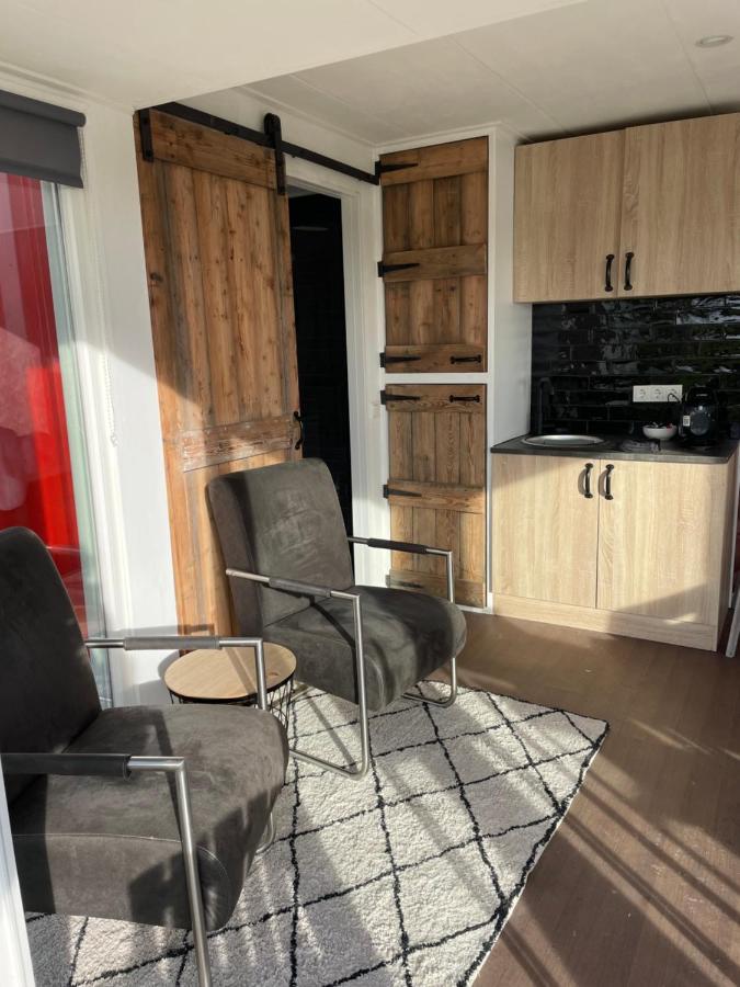 Вилла Containerwoning Op Schitterende Locatie Milsbeek Экстерьер фото
